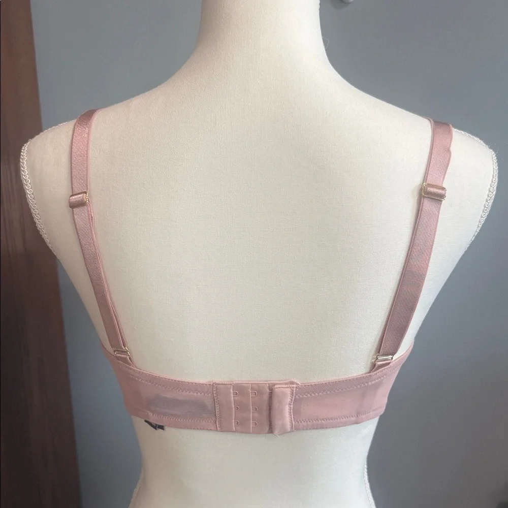 Victoria's Secret Blush Pink Bra